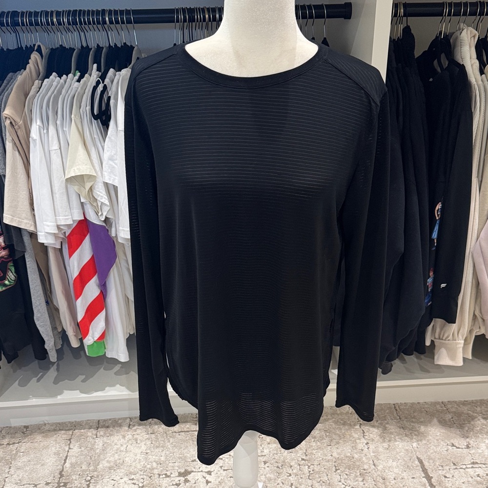 Mono B Black Long-Sleeve Crewneck Top